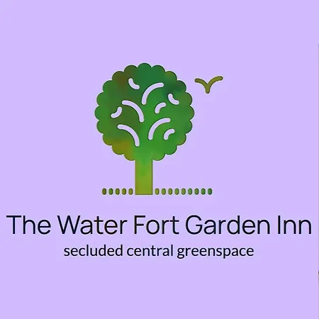 The Water Fort Garden Casa de Campo Kingscourt